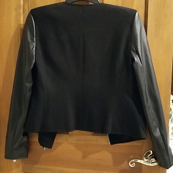 Vince Camuto wool jacket with leather sleeves - Picture 4 of 4